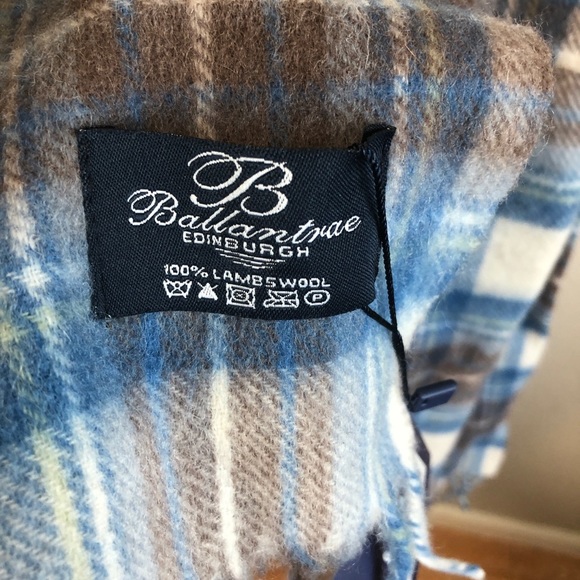 Ballantrae NWT lambswool scarf - Picture 4 of 6